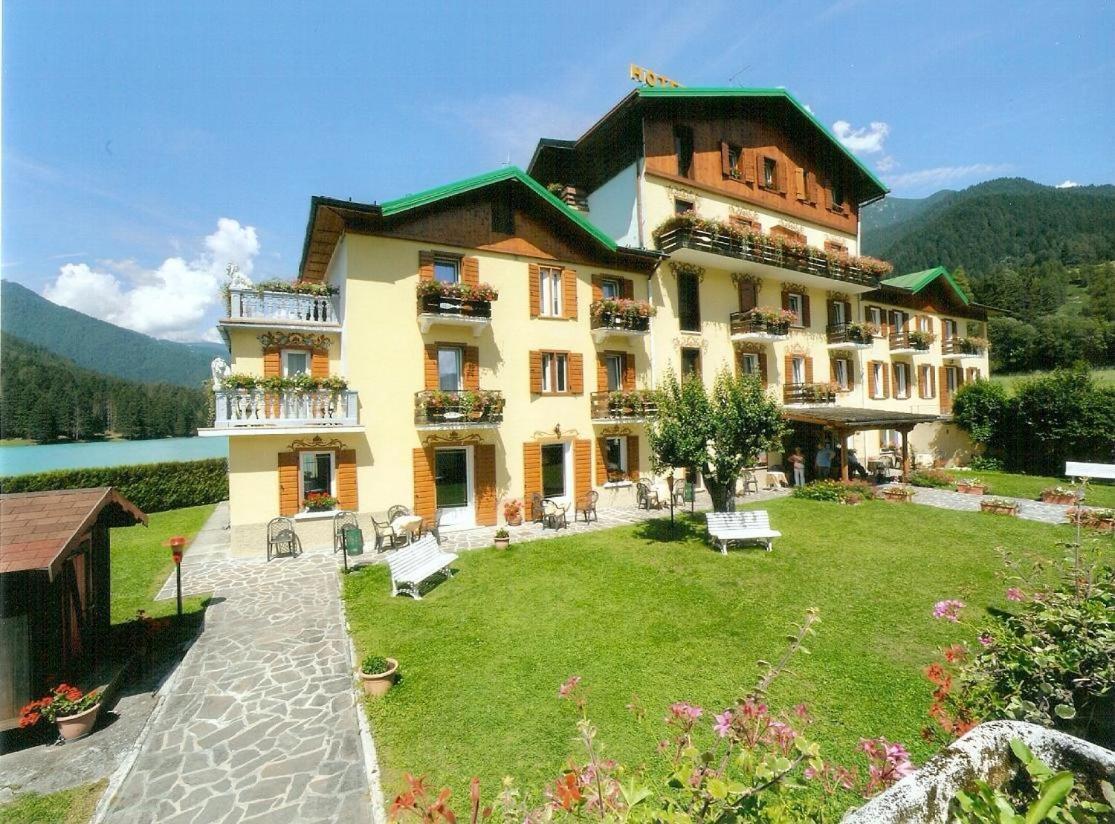 Hotel Juventus Auronzo di Cadore Exterior photo